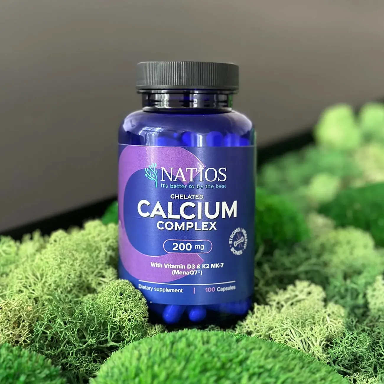 NATIOS Chelated Calcium Complex, Vápník s vitamíny D3 a K2 MK-7 obal lahvička v mechu
